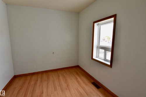 4629 46 Avenue, St. Paul Town, AB - Indoor Photo Showing Other Room