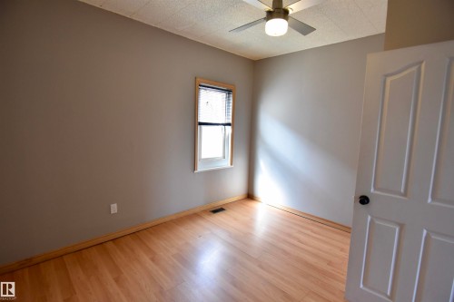 4629 46 Avenue, St. Paul Town, AB - Indoor Photo Showing Other Room