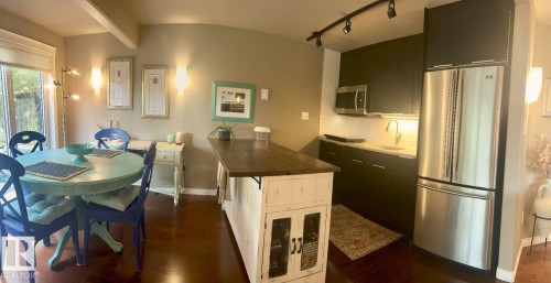 6004 32 Avenue, Beaumont, AB - Indoor Photo Showing Other Room