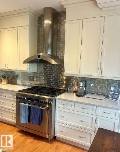6004 32 Avenue, Beaumont, AB - Indoor Photo Showing Kitchen With Upgraded Kitchen
