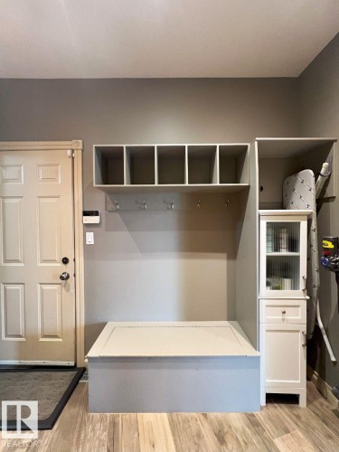 6004 32 Avenue, Beaumont, AB - Indoor