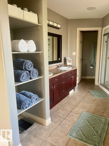 6004 32 Avenue, Beaumont, AB - Indoor Photo Showing Bathroom