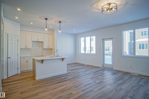 1728 Westerra Wynd, Stony Plain, AB - Indoor Photo Showing Kitchen