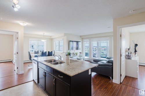 415 12650 142 Avenue, Edmonton, AB - Indoor Photo Showing Kitchen With Double Sink