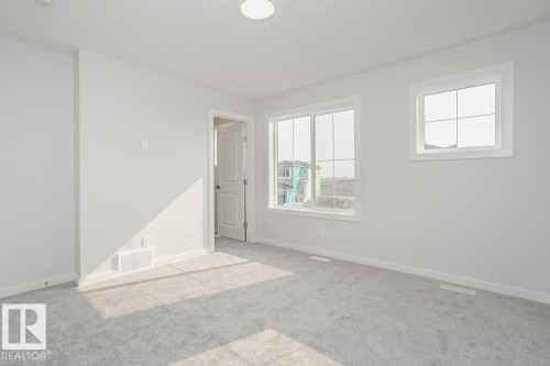 310 Hawthorn Way, Leduc, AB - Indoor Photo Showing Other Room