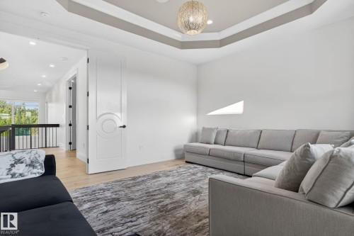 52355 Range Road 233, Rural Strathcona County, AB - Indoor Photo Showing Living Room