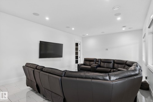 52355 Range Road 233, Rural Strathcona County, AB - Indoor Photo Showing Living Room