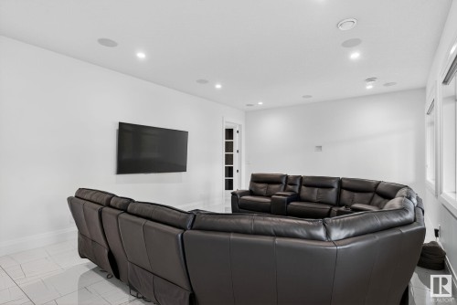 52355 Range Road 233, Rural Strathcona County, AB - Indoor Photo Showing Living Room