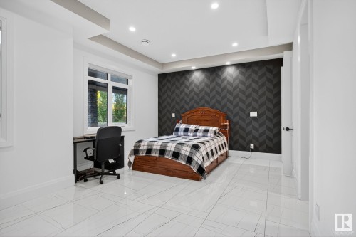 52355 Range Road 233, Rural Strathcona County, AB - Indoor Photo Showing Bedroom