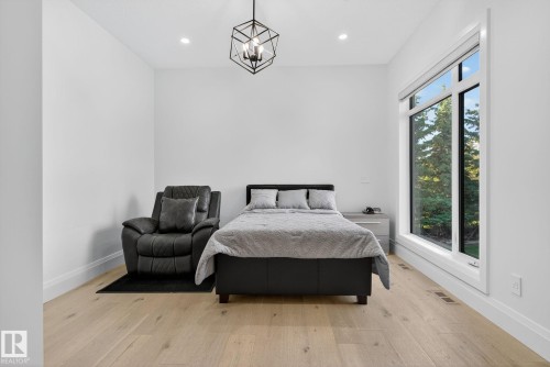 52355 Range Road 233, Rural Strathcona County, AB - Indoor Photo Showing Bedroom