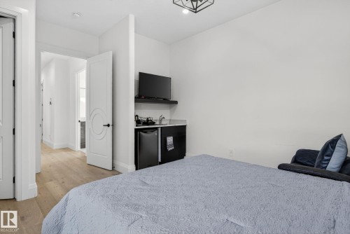 52355 Range Road 233, Rural Strathcona County, AB - Indoor Photo Showing Bedroom