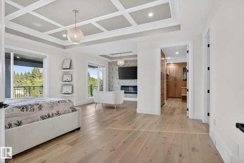 52355 Range Road 233, Rural Strathcona County, AB - Indoor