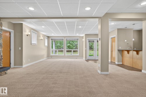 15860 41 Avenue, Edmonton, AB - Indoor Photo Showing Other Room