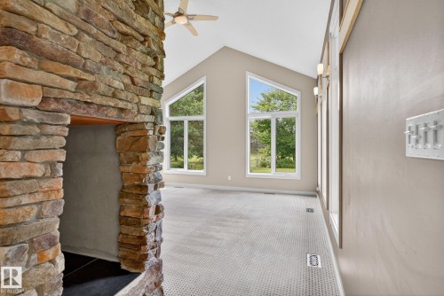 15860 41 Avenue, Edmonton, AB -  Photo Showing Other Room