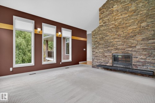 15860 41 Avenue, Edmonton, AB - Indoor With Fireplace