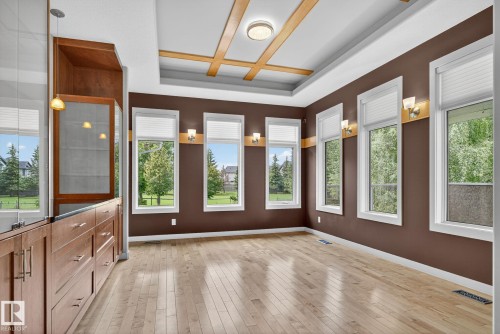 15860 41 Avenue, Edmonton, AB - Indoor Photo Showing Other Room