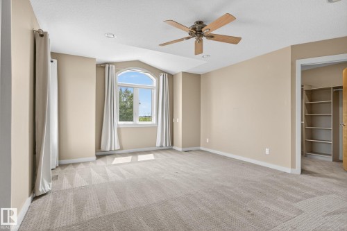 15860 41 Avenue, Edmonton, AB - Indoor Photo Showing Other Room