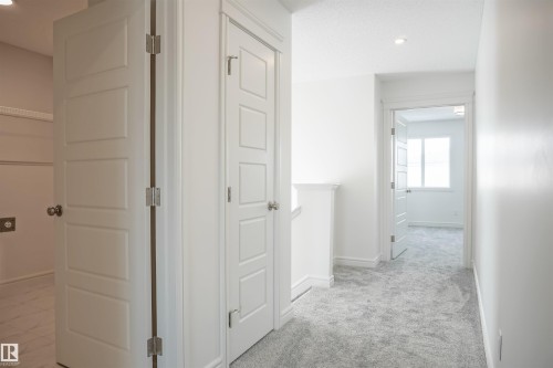 1182 South Creek Wynd, Stony Plain, AB - Indoor Photo Showing Other Room