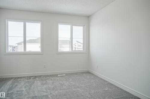 1182 South Creek Wynd, Stony Plain, AB - Indoor Photo Showing Other Room