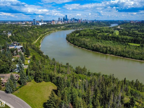 9716 Riverside Drive, Edmonton, AB 