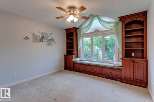 957 Hollingsworth Bend, Edmonton, AB - Indoor