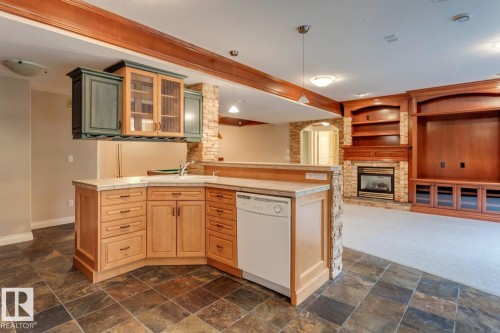 957 Hollingsworth Bend, Edmonton, AB - Indoor