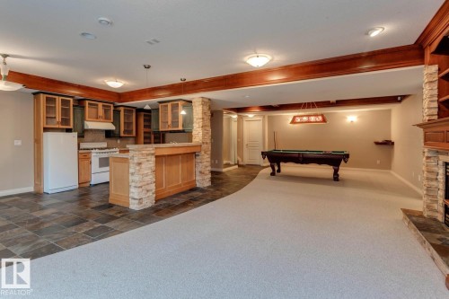 957 Hollingsworth Bend, Edmonton, AB - Indoor With Fireplace