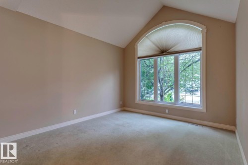 957 Hollingsworth Bend, Edmonton, AB - Indoor Photo Showing Other Room