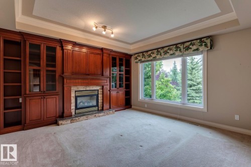 957 Hollingsworth Bend, Edmonton, AB - Indoor With Fireplace