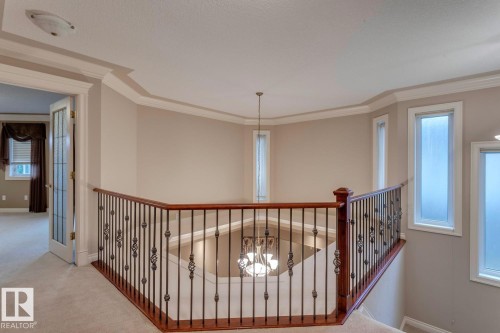 957 Hollingsworth Bend, Edmonton, AB - Indoor Photo Showing Other Room