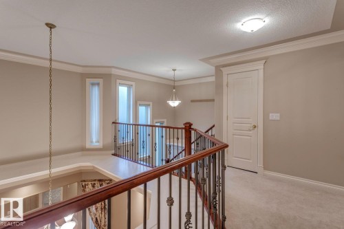 957 Hollingsworth Bend, Edmonton, AB - Indoor Photo Showing Other Room