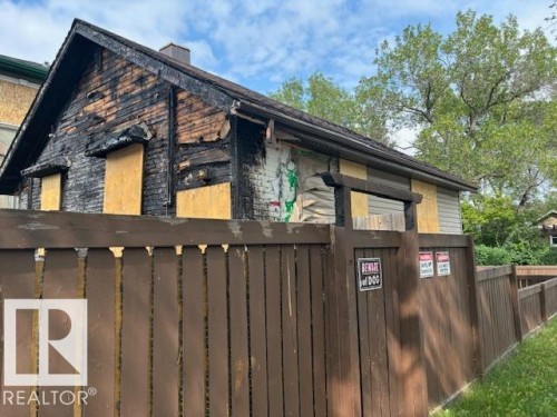 11704 88 Street, Edmonton, AB - Outdoor