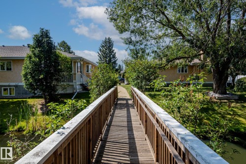 1126 105 Street, Edmonton, AB - Outdoor