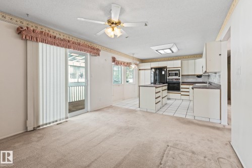 1126 105 Street, Edmonton, AB - Indoor