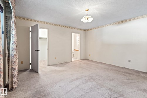 1126 105 Street, Edmonton, AB - Indoor Photo Showing Other Room