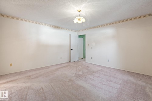 1126 105 Street, Edmonton, AB - Indoor Photo Showing Other Room