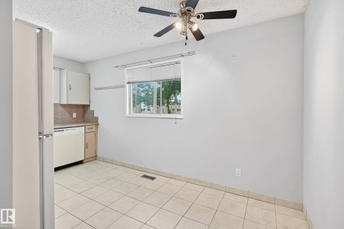 12414 112 Avenue, Edmonton, AB - Indoor Photo Showing Kitchen