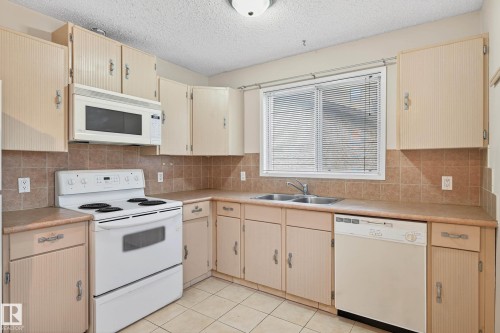 12414 112 Avenue, Edmonton, AB - Indoor Photo Showing Kitchen With Double Sink