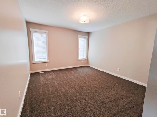 8008 18 Avenue, Edmonton, AB - Indoor Photo Showing Other Room