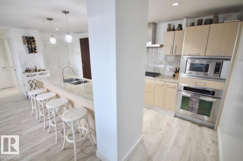 105 2612 109 Street, Edmonton, AB - Indoor Photo Showing Kitchen With Double Sink