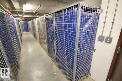 105 2612 109 Street, Edmonton, AB - Indoor With Storage