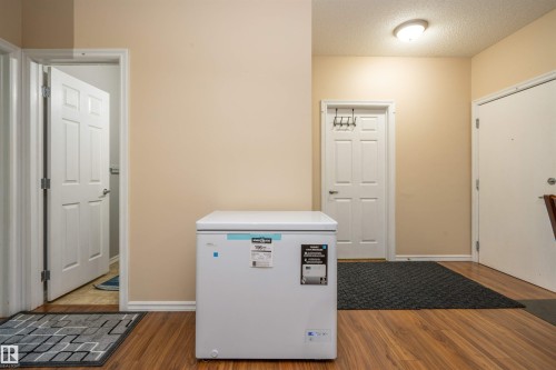 #117 226 Macewan Road Sw, Edmonton, AB - Indoor Photo Showing Other Room