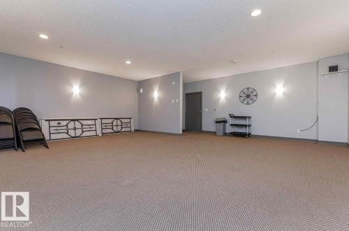 #117 226 Macewan Road Sw, Edmonton, AB - Indoor Photo Showing Other Room