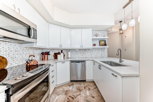 707 10108 125 Street, Edmonton, AB - Indoor Photo Showing Kitchen With Stainless Steel Kitchen With Upgraded Kitchen