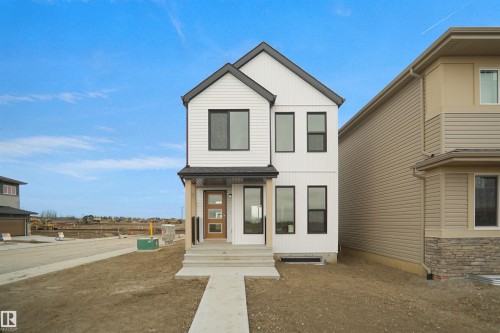 404 176 Avenue  Edmonton, AB T5Y 4E8