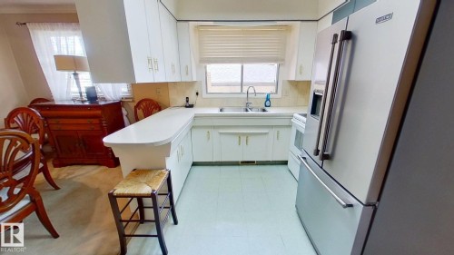 899 Alder Avenue, Sherwood Park, AB - Indoor