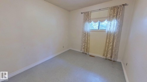 899 Alder Avenue, Sherwood Park, AB - Indoor Photo Showing Other Room