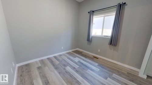 29 Rue Bouchard, Beaumont, AB - Indoor Photo Showing Other Room