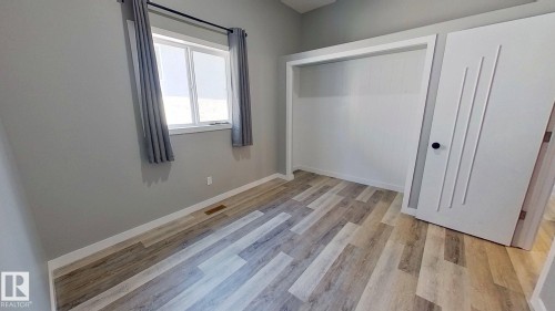 29 Rue Bouchard, Beaumont, AB - Indoor Photo Showing Other Room