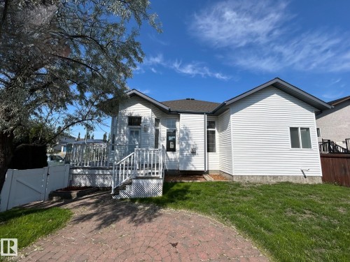 29 Rue Bouchard, Beaumont, AB - Outdoor